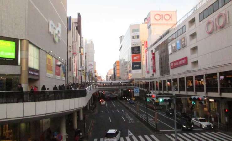 町田駅前